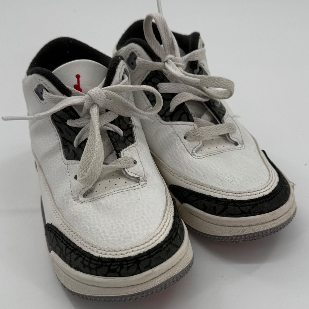 Jordan 3 Retro Toddler 10 White Cement Elephant Print Jumpman Basketball Iconic